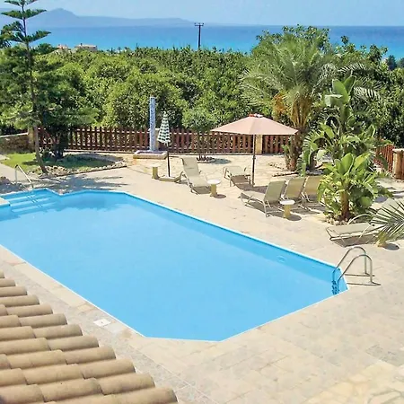 Villa Chrisandria *